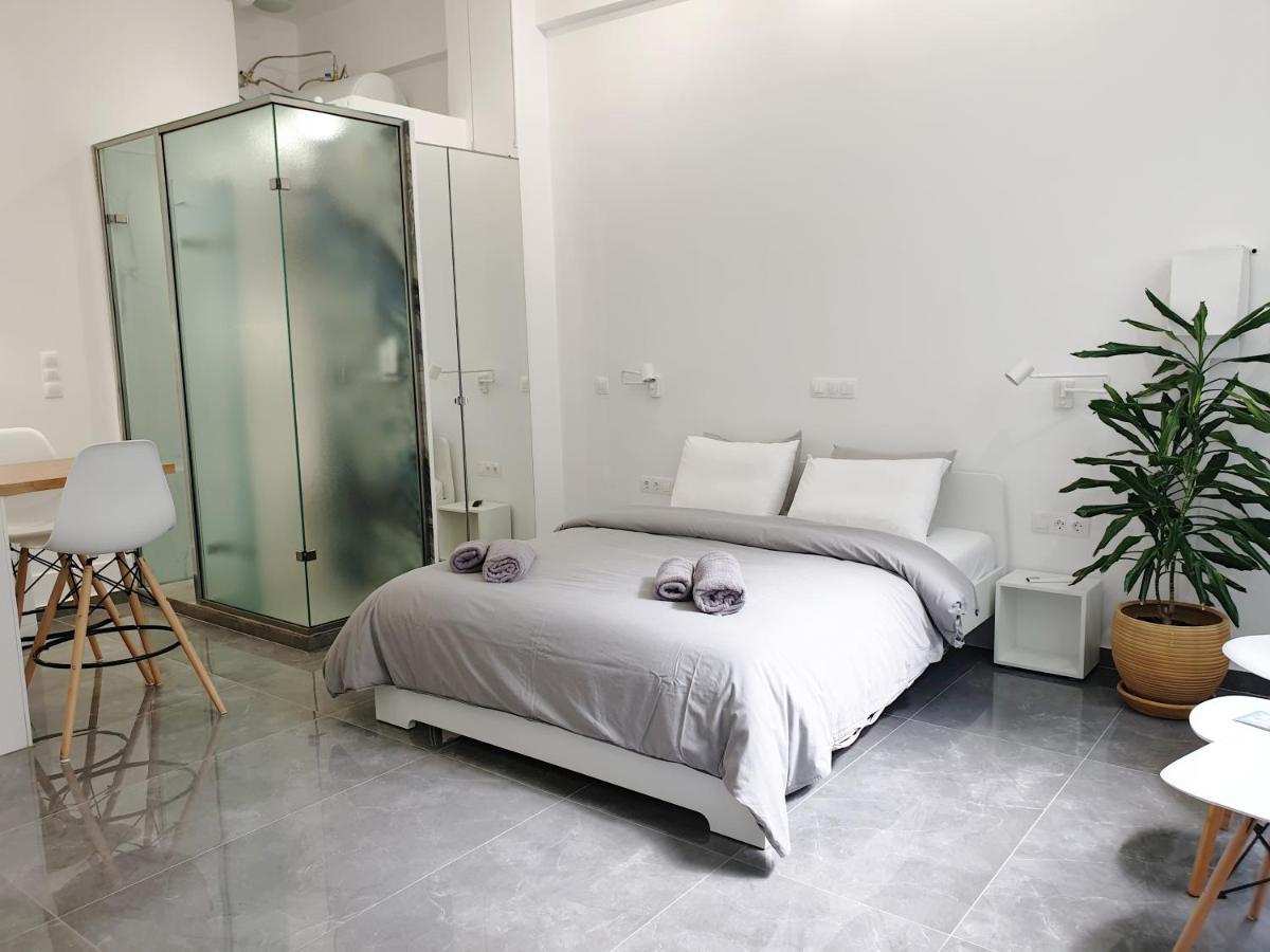 Kyma - Acropolis 22 *